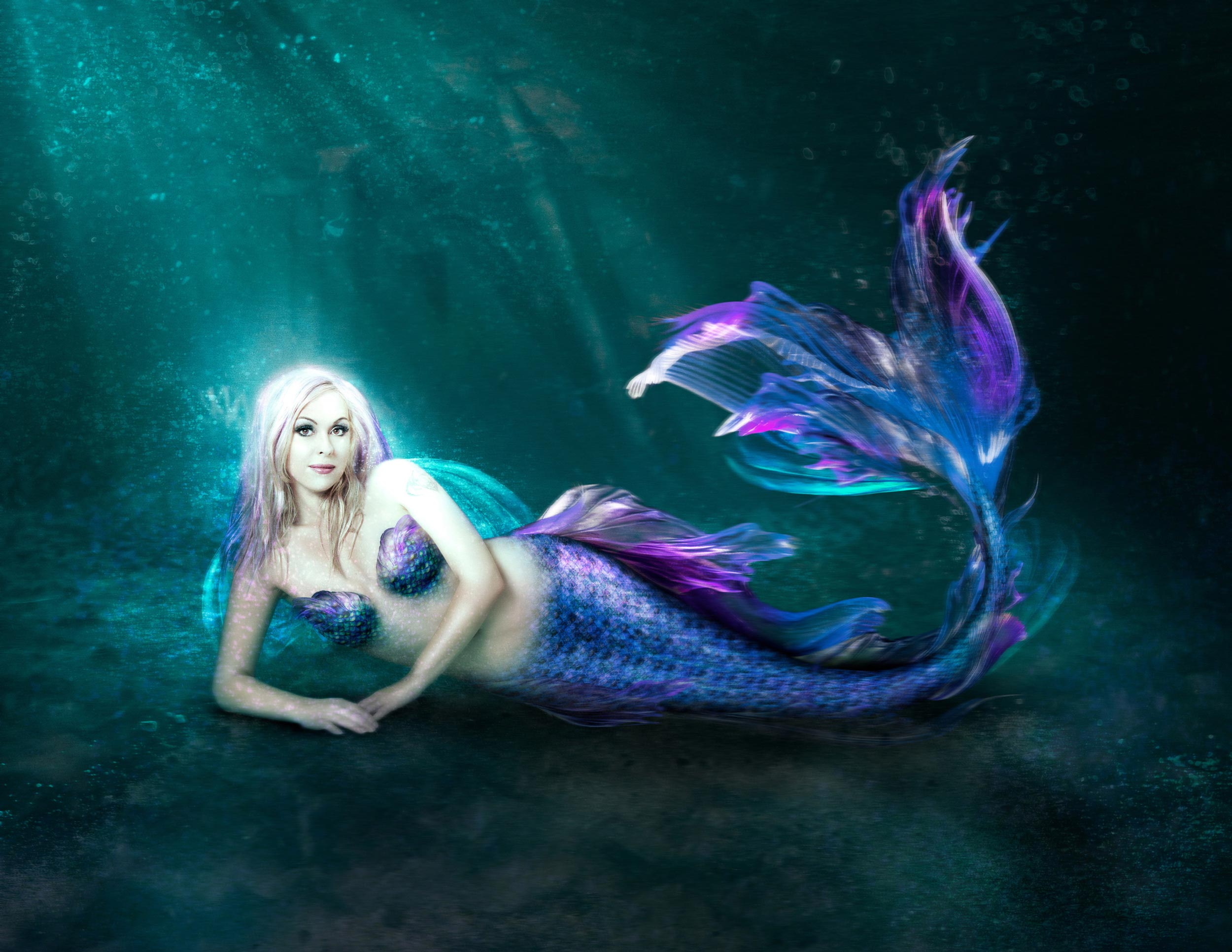 Barking Pixel - mermaid illustration + composite